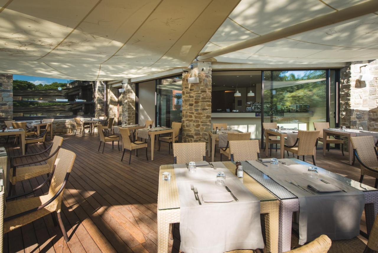 Roccamare Resort - Ville E Appartamenti Кастильоне-делла-Пеская Экстерьер фото